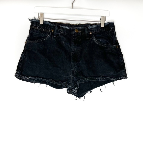 Wrangler Shorts Black Distressed Frayed Shorts High Rise - Picture 1 of 5